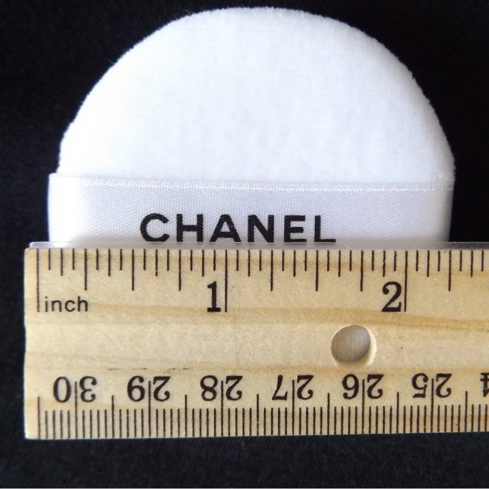100% Authentic Chanel Makeup Powder Puff - Picture 5 of 5